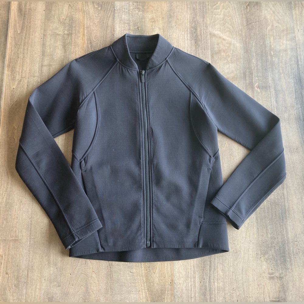 Lululemon Embrace the Space Jacket